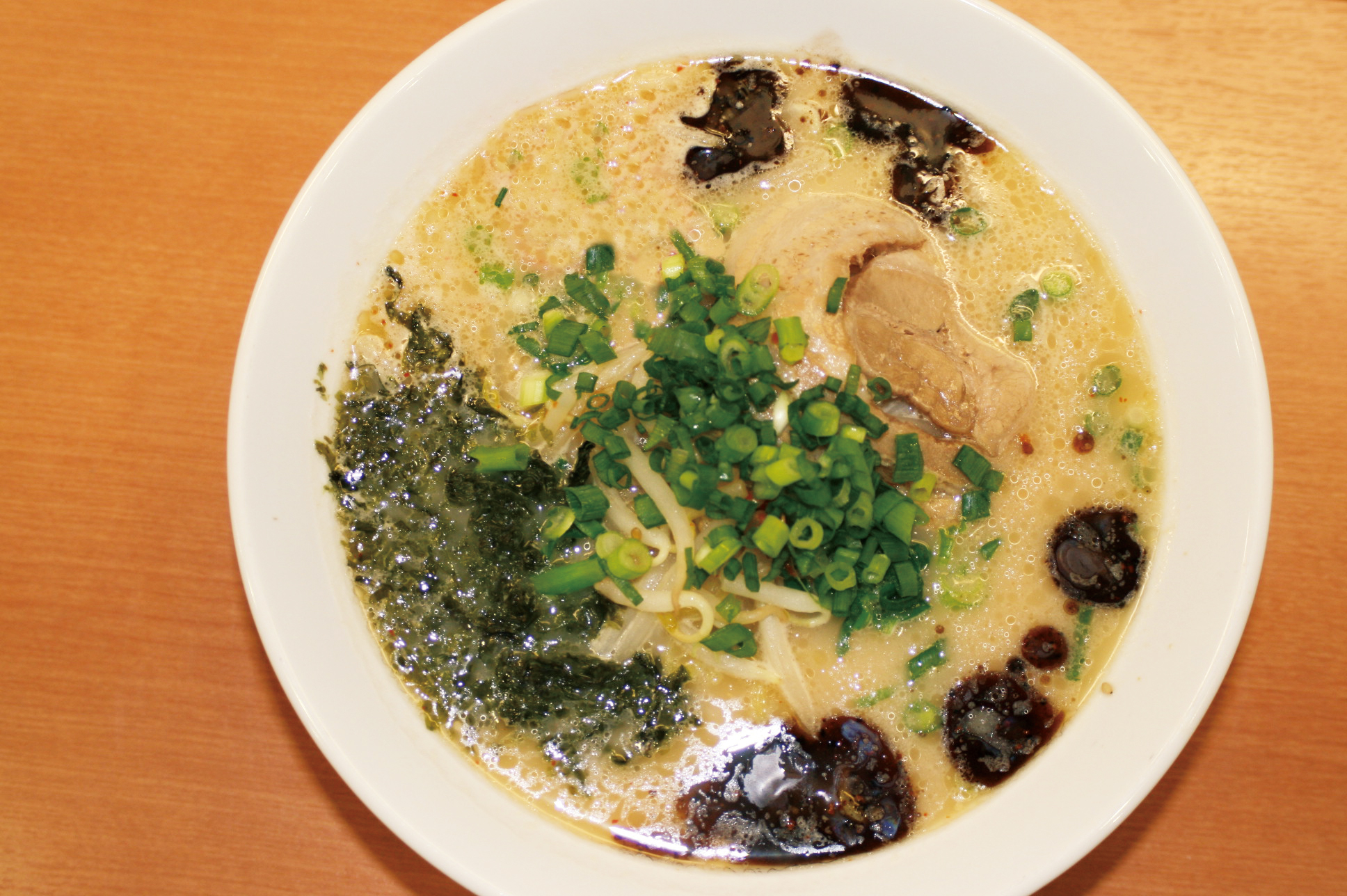 黒マー油とんこつラーメン③Black Maayu Tonkotsu Ramen